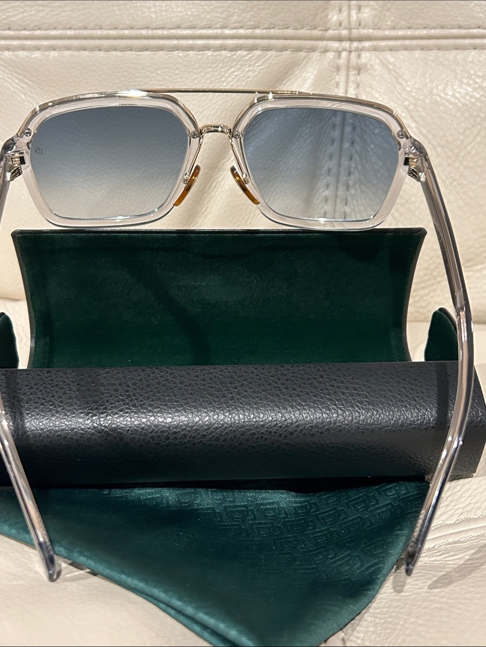 David Beckham DB 7128/S Sunglasses Brand New w/Case - Picture 7 of 10
